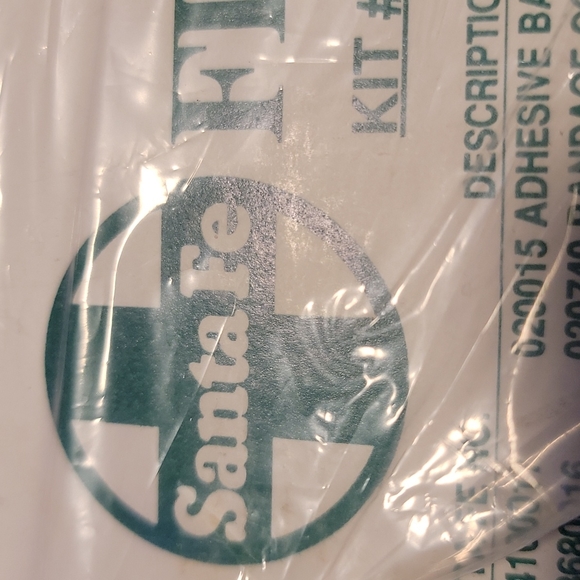 COPY - Vintage. Santa Fe RR 1ST Aid kit. - Picture 5 of 6